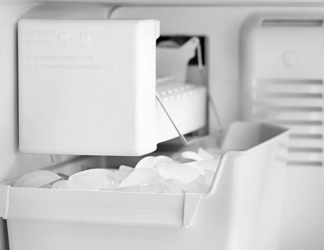 Ice maker repair service technician